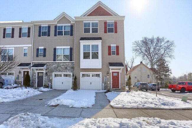 Building Photo - 1 Taube Ct