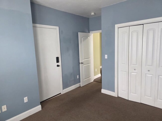 Building Photo - 48 Covell St