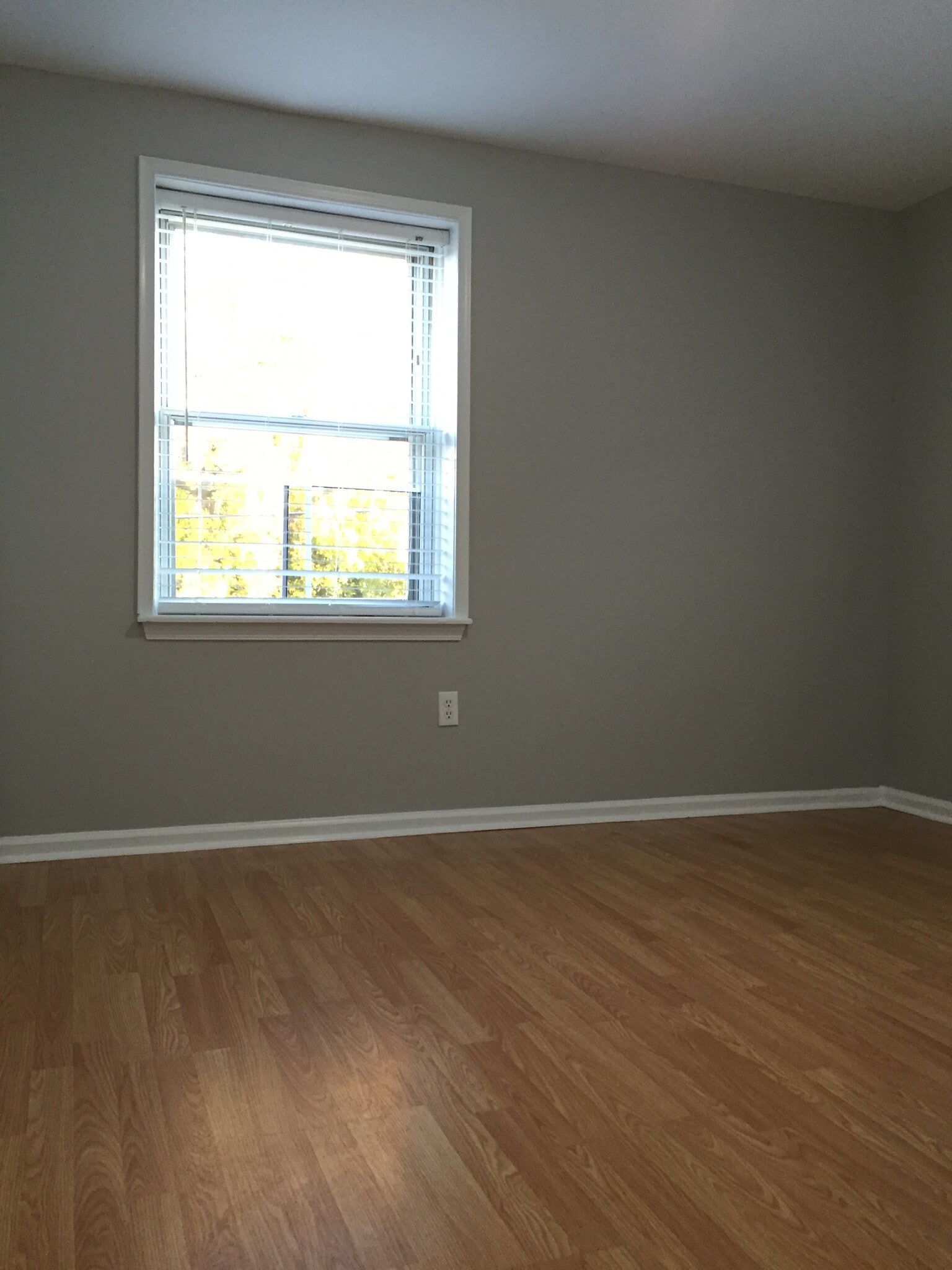 Building Photo - 2668 Braddock St