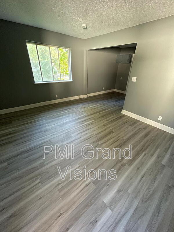 Building Photo - 1343 N Gulick Ave