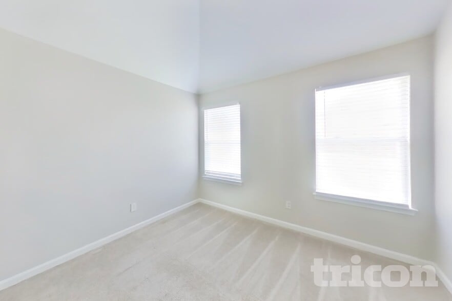 Building Photo - 7587 Poplar Falls St