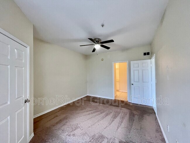 Building Photo - 4302 Bayside Village Dr