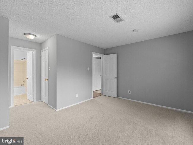 Building Photo - 1109 Huntmaster Terrace NE