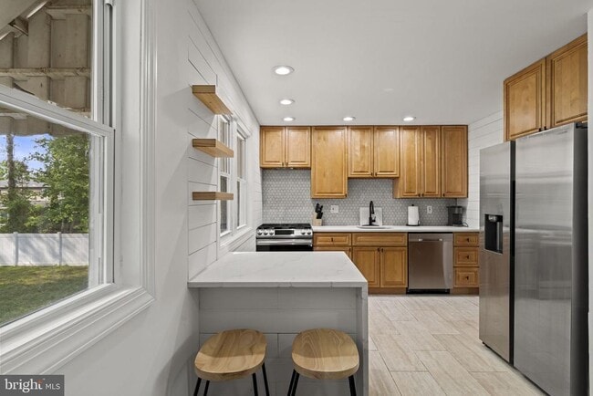 Building Photo - 901 Russo Dr