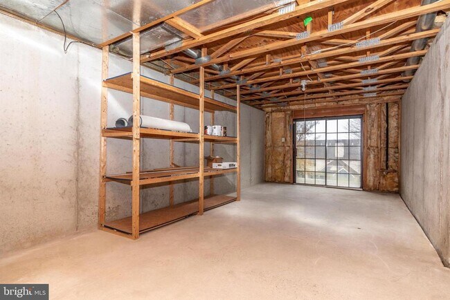 Building Photo - 250 Yorkminster Rd