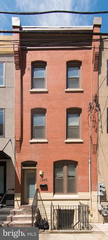 Building Photo - 1740 N Sydenham St