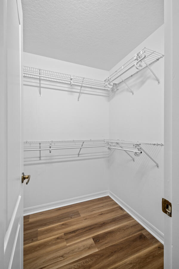 Building Photo - 5777 NW Eskimo Cir