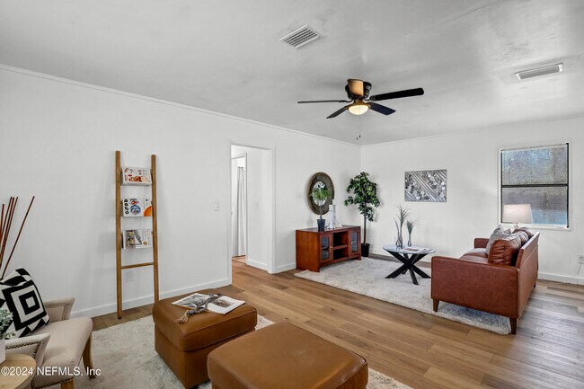 Building Photo - 54221 Cravey Rd