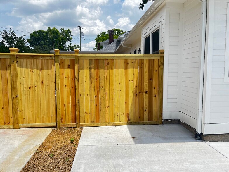 Gate from parking to private patio/yard - 2101 Grantland Ave