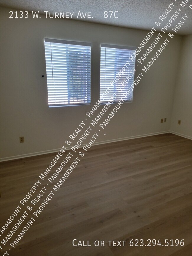 Building Photo - 2133 W Turney Ave