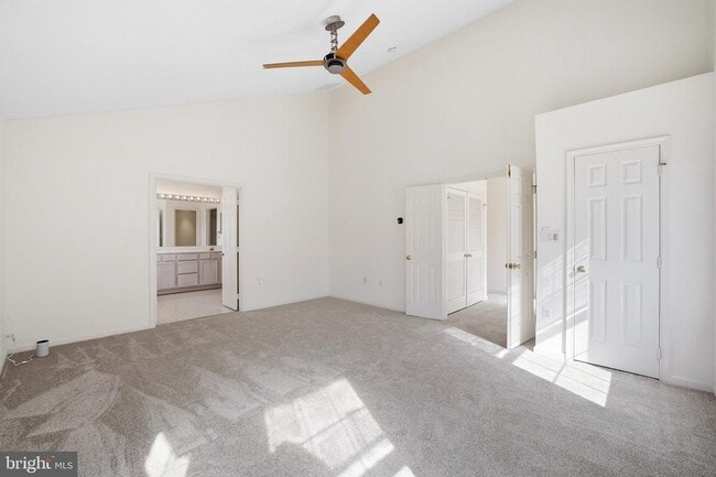 Building Photo - 44094 Saxony Terrace