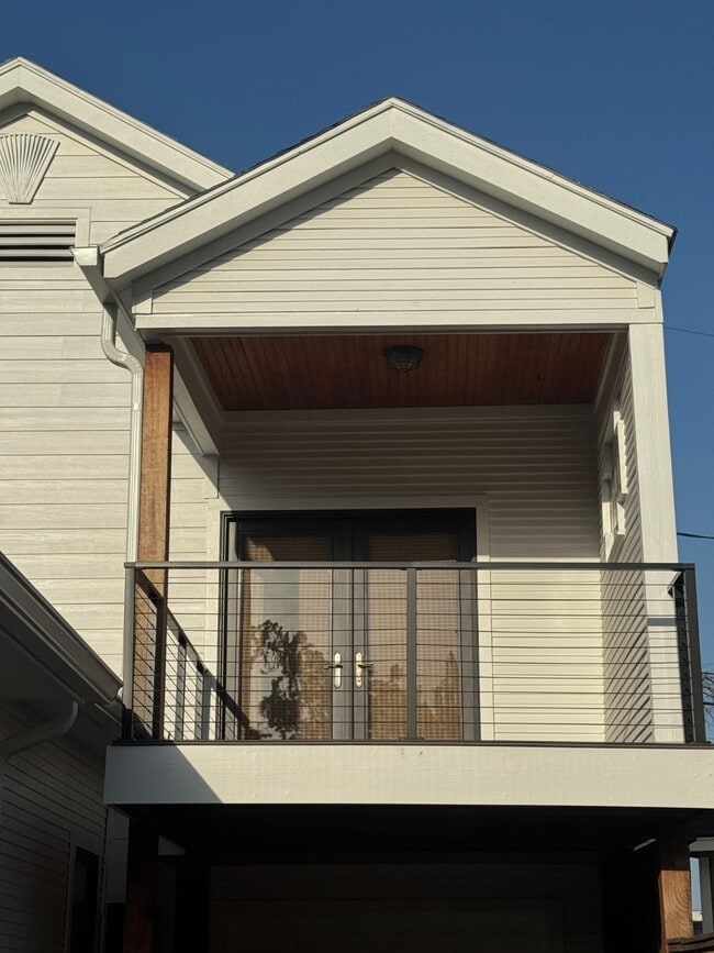 Building Photo - 506 Vincent St