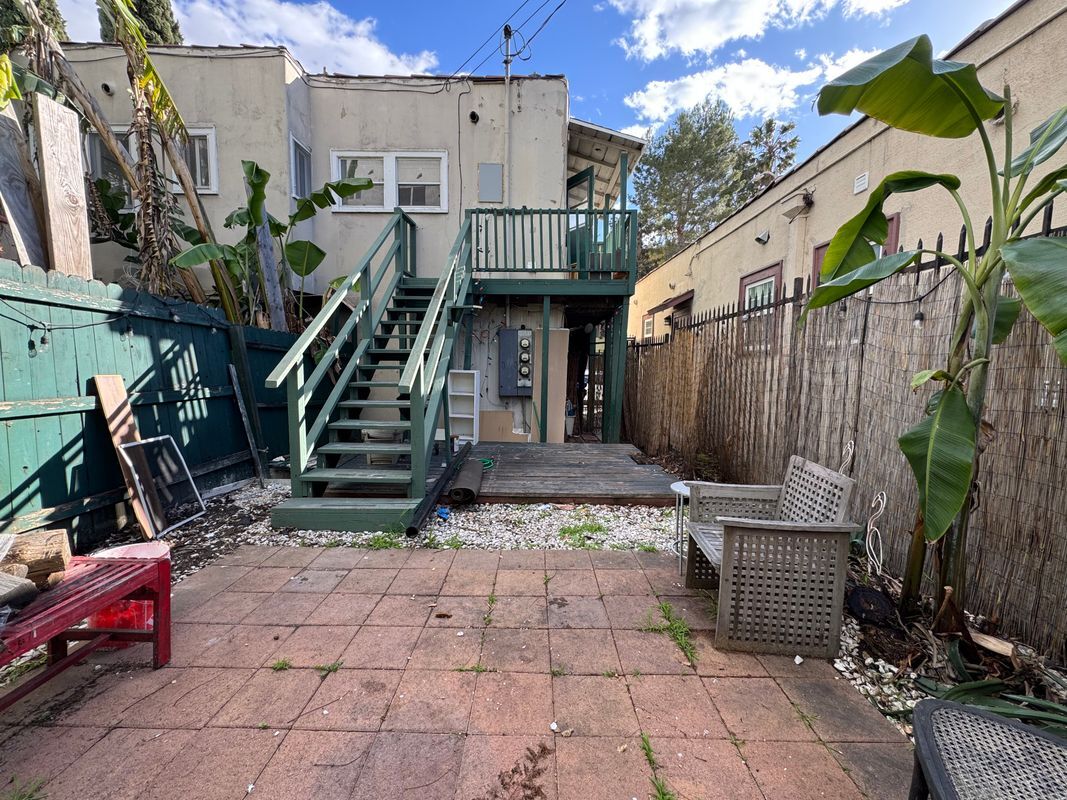 Building Photo - 7009 Fountain Ave