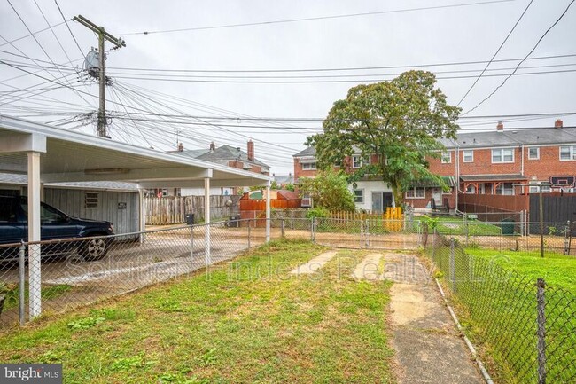 Building Photo - 2110 Coralthorn Rd