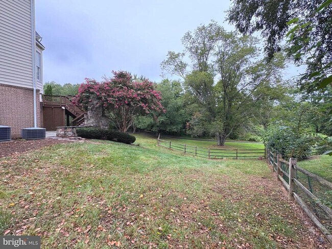 Building Photo - 1151 Fieldview Dr