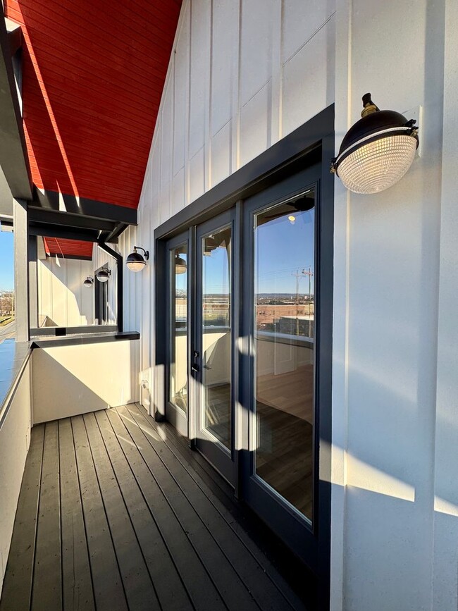 Building Photo - 1857 Zeta Way