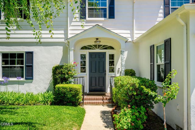Building Photo - 2175 Las Lunas St