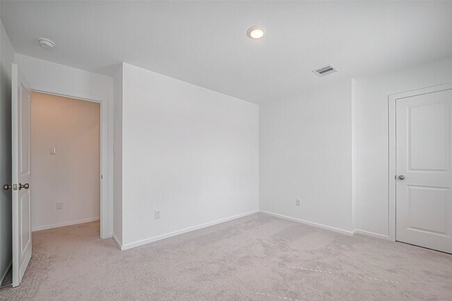 Building Photo - 3121 Courtney Flower Dr