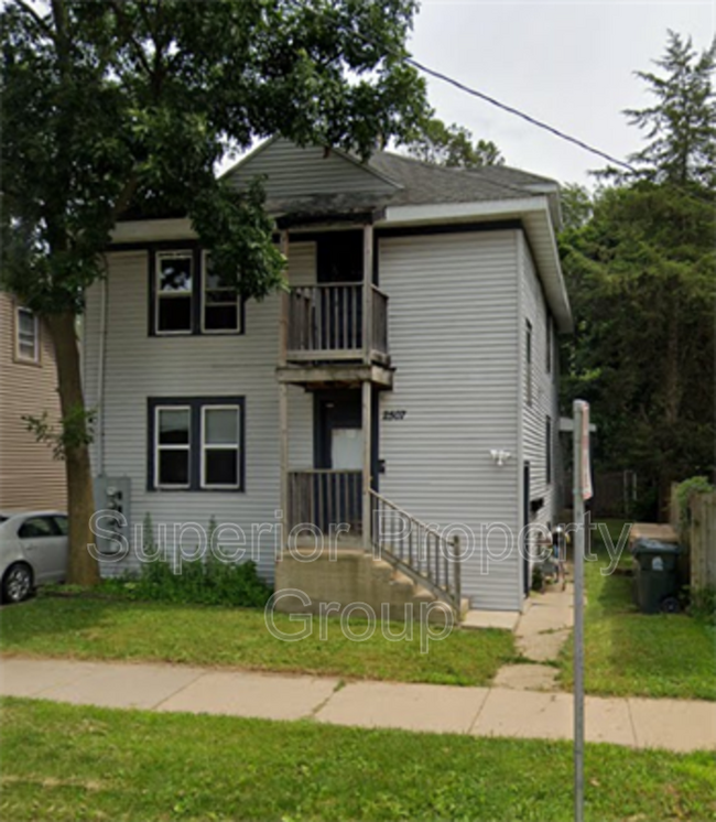 Primary Photo - 2507 E Johnson St