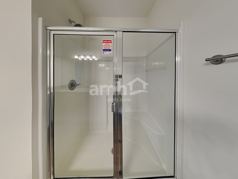 Building Photo - 5019 Mountain Springs Rd