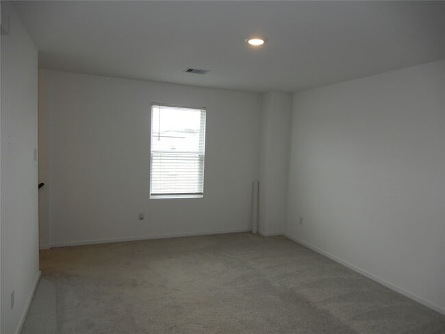 Building Photo - 21102 Trivento Dr