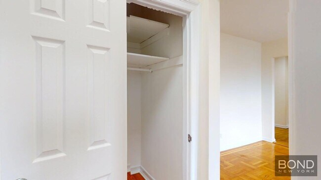 Building Photo - 620 W 171st St
