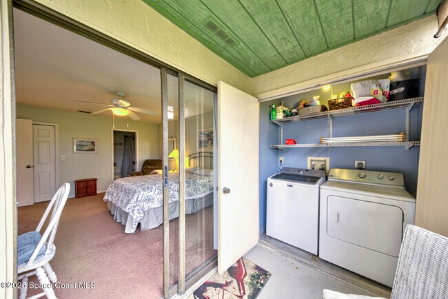 Building Photo - 201 International Dr