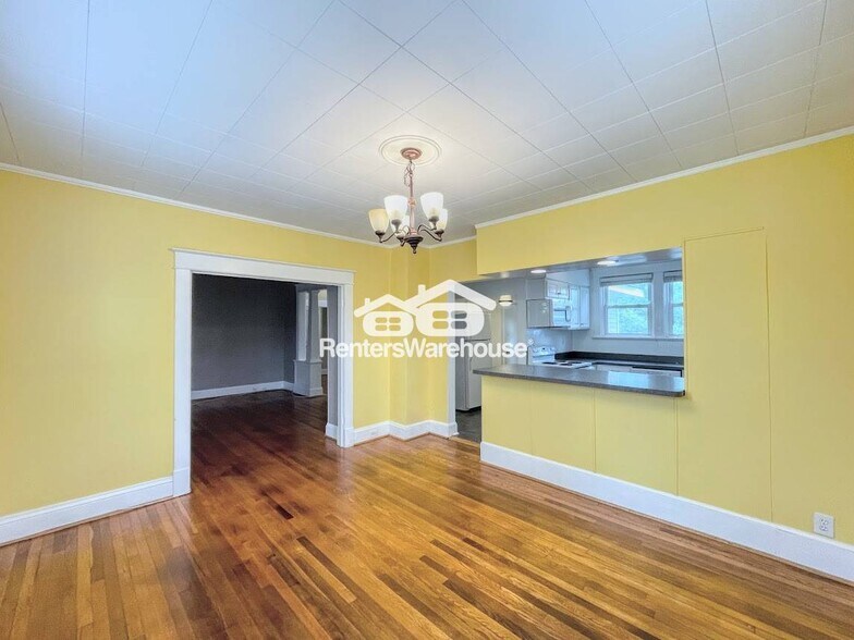 Building Photo - 3641 Nottaway St