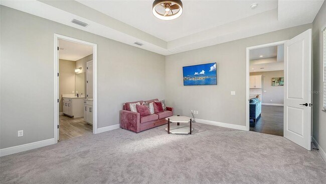 Building Photo - 16905 Sweetwater Village Dr