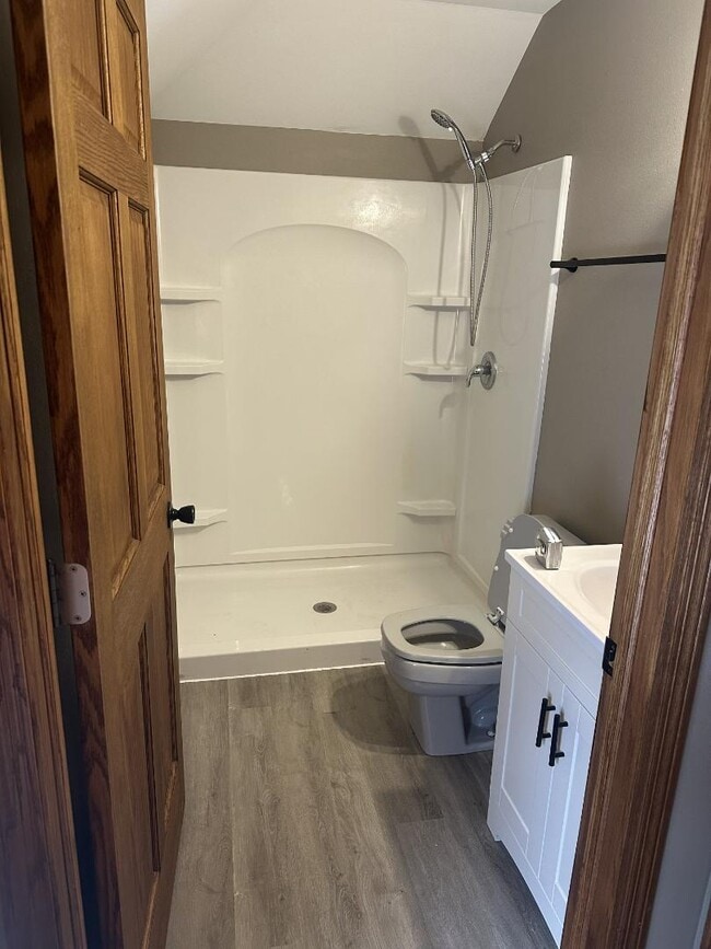 Building Photo - 118 N Wisconsin St