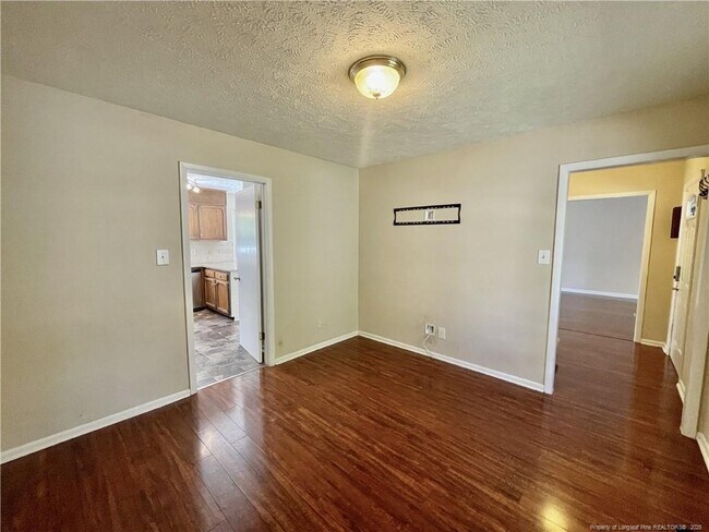 Building Photo - 384 Bahama Loop