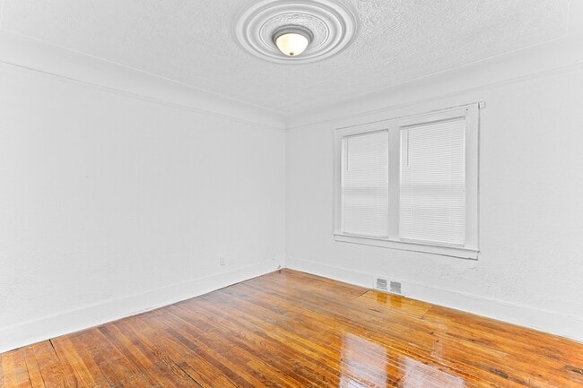 Building Photo - 15379 Monte Vista St