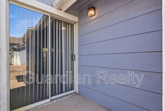 Building Photo - 5355 Rod Ct