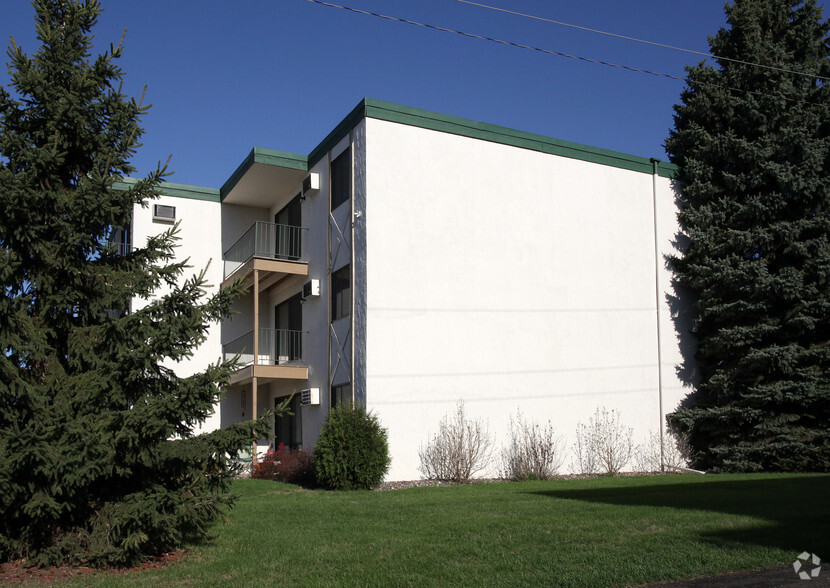 Building Photo - Pineview Apartments