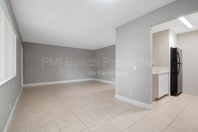 Building Photo - 516 Meadows Cir
