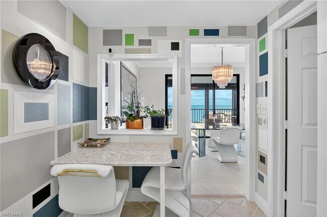 Building Photo - 2400 Gulf Shore Blvd N