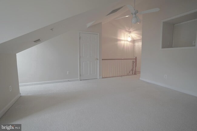 Building Photo - 1609 Leeds Castle Dr