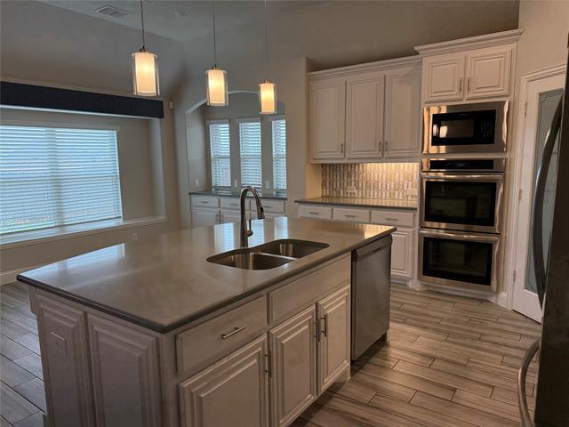 Building Photo - 2700 Richard St