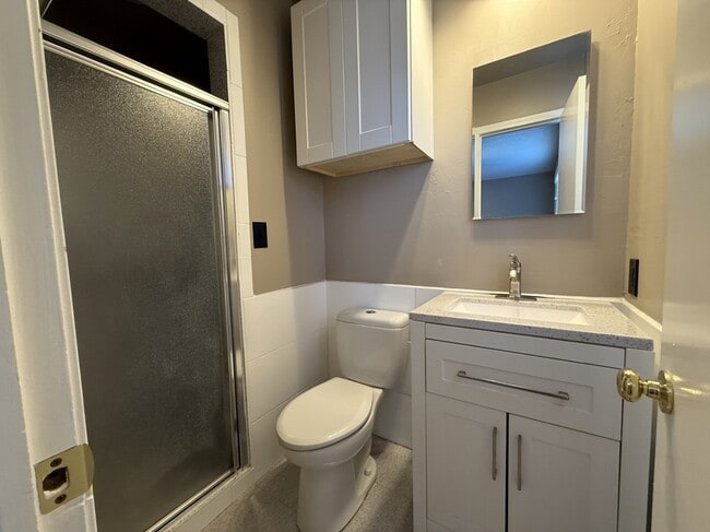 Building Photo - 714 E Beaver St