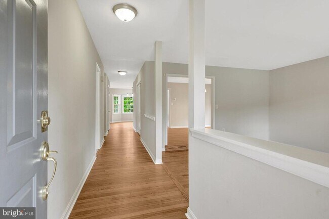 Building Photo - 2219 Cedar Mill Ct