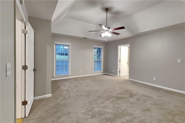 Building Photo - 215 Hersfeld Ct