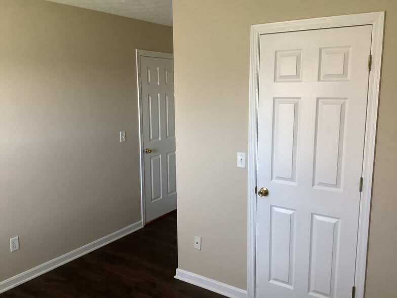 Building Photo - 11789 Holgate Dr