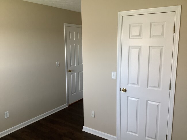 Building Photo - 11789 Holgate Dr