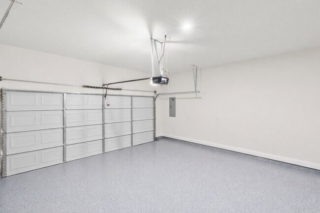 Building Photo - 6329 Mason Ct