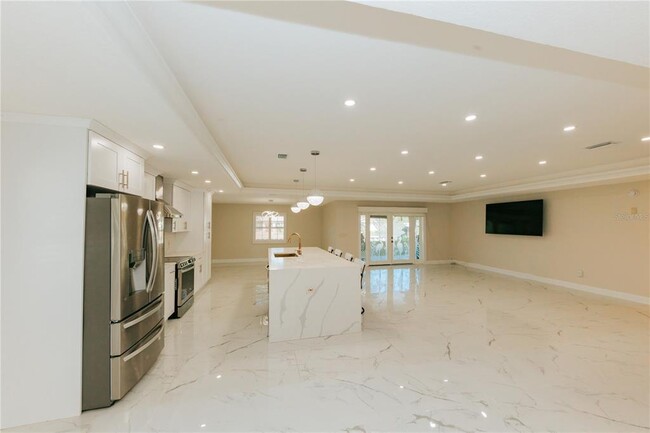 Building Photo - 1624 Sheffield Dr