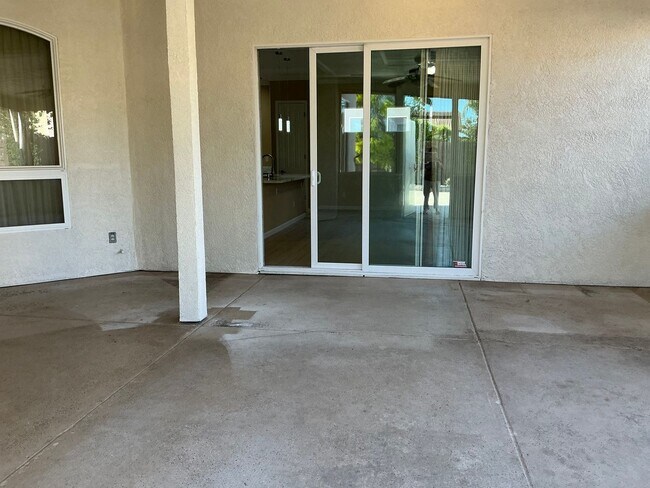 Building Photo - 1750 Bella Terra Dr