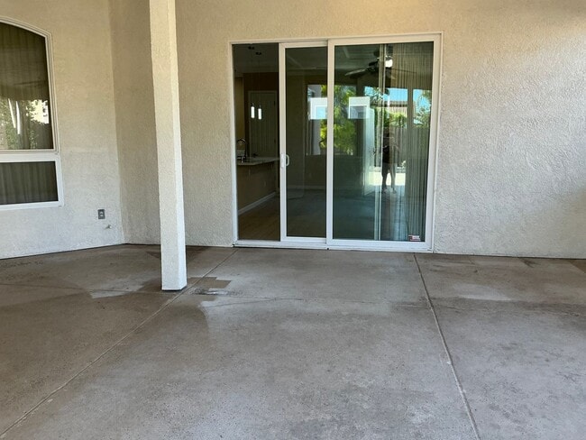 Building Photo - Stunning Manteca Home with 4 Bedrooms, 3 Baths - Single-Story Home with RV Access and Upgrades Ga...