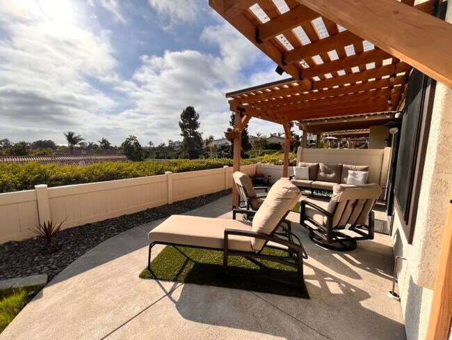Building Photo - 6813 Briarwood Dr