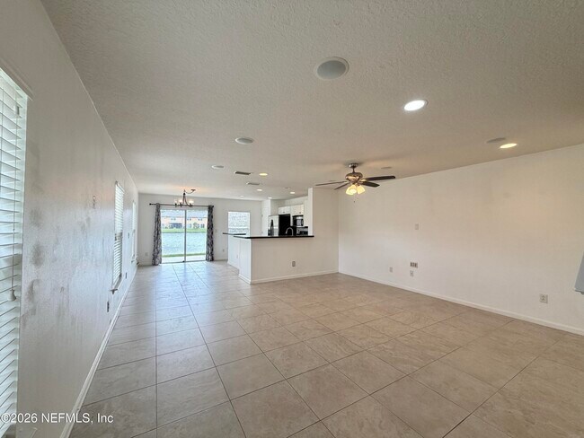 Building Photo - 104 Crete Ct