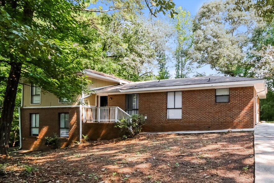 Building Photo - 9050 Spillers Dr SW
